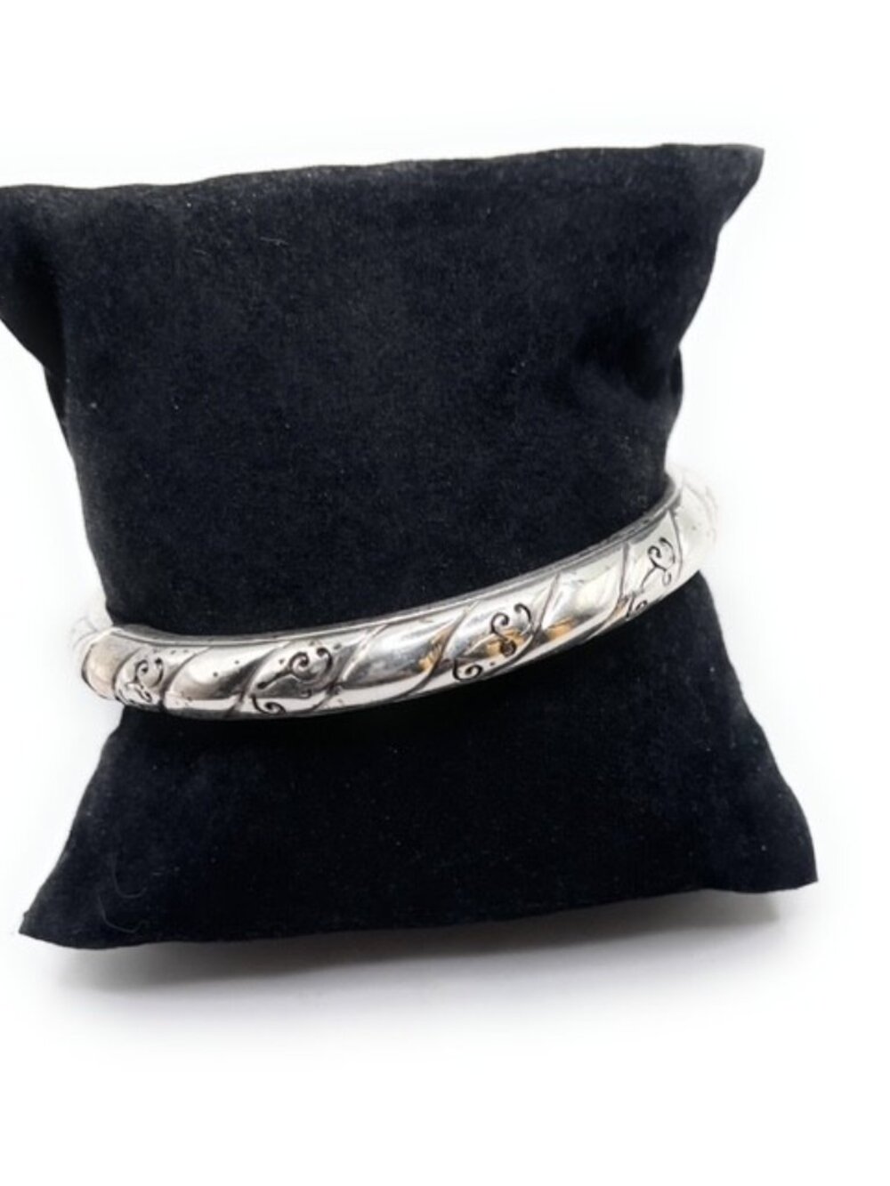 Brighton Hinged Bangle Bracelet - 1820